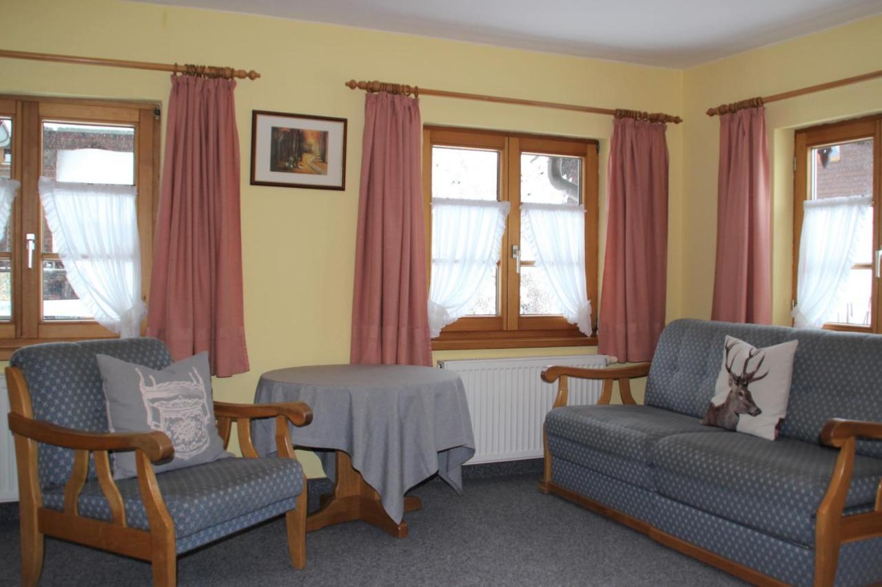 Haus & Heim Ferienwohnung Oberstdorf Exterior photo